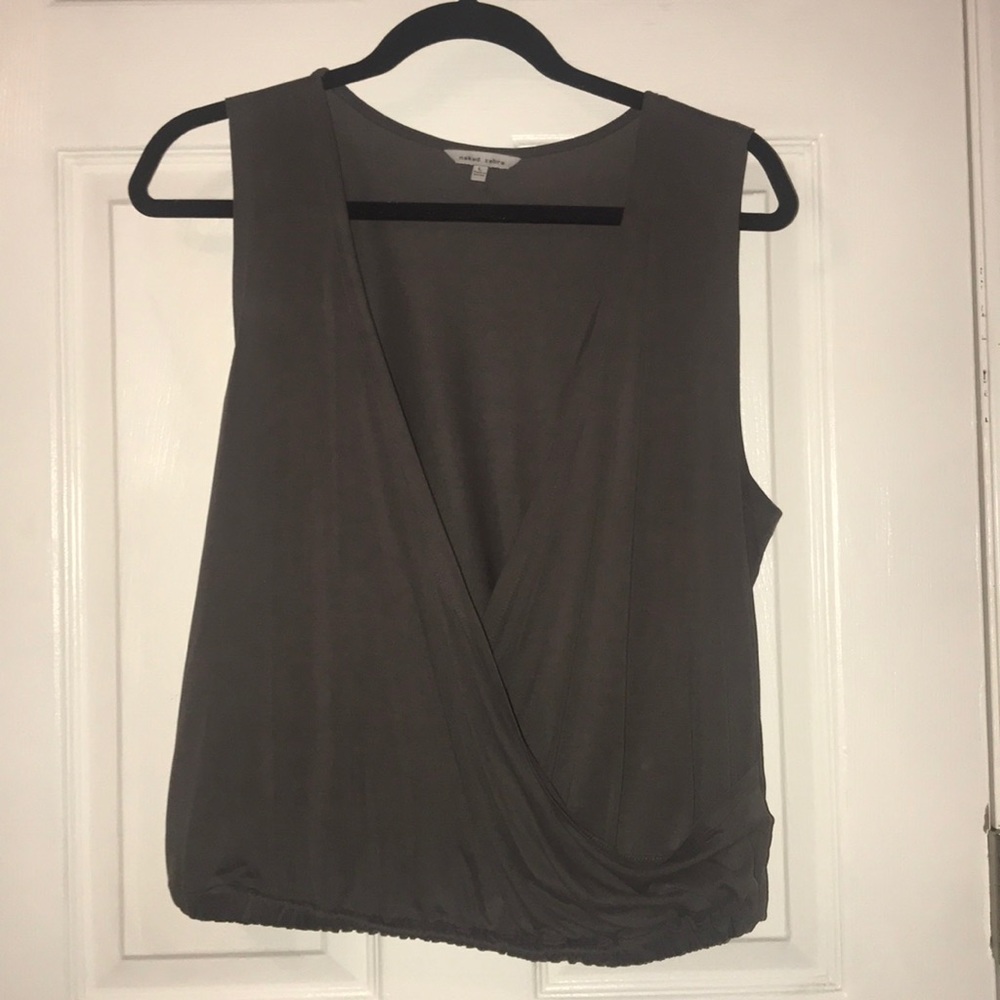 💥 Criss-cross gray blouse 💥